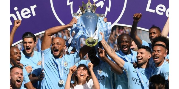 Manchester City s bohatstvím a silou